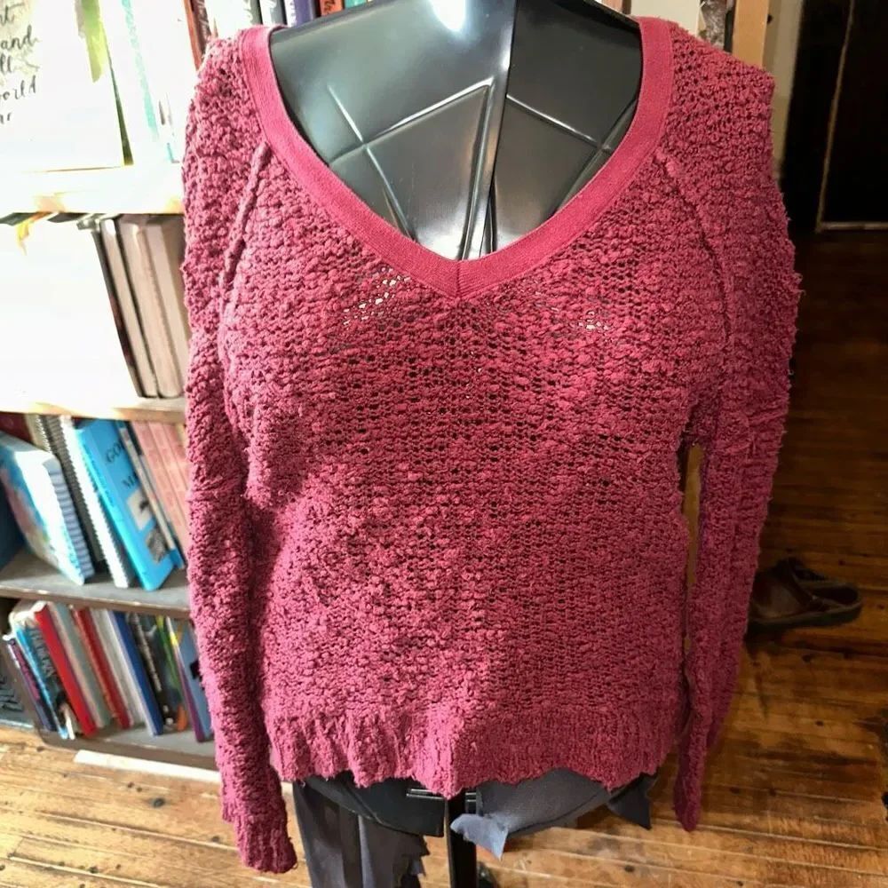 Free People chunky deep red v-neck XS boho oversized sweater